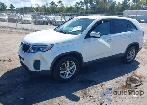 2015 Kia Sorento Lx z USA, uszkodzony, nr VIN 5XYKT3A60FG609516